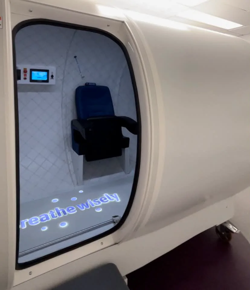 The 5-person hyperbaric chamber at Auckland Hyperbarics in Epsom
