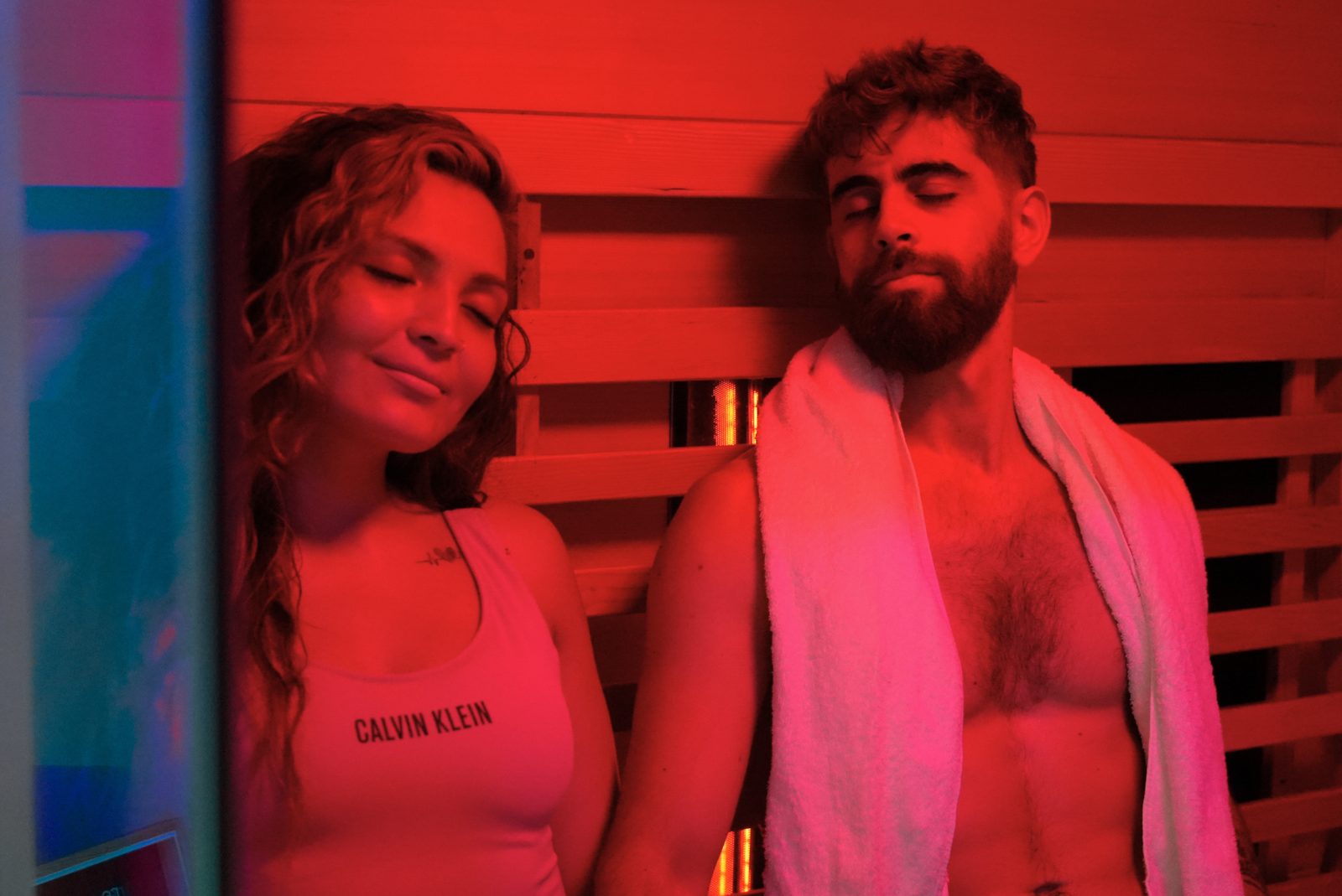 Infrared sauna and ice bath contrast therapy suite at Renew Wellness Place